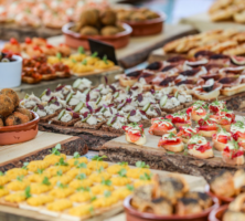 Affordable Wedding Catering Ideas Without Feeling Basic